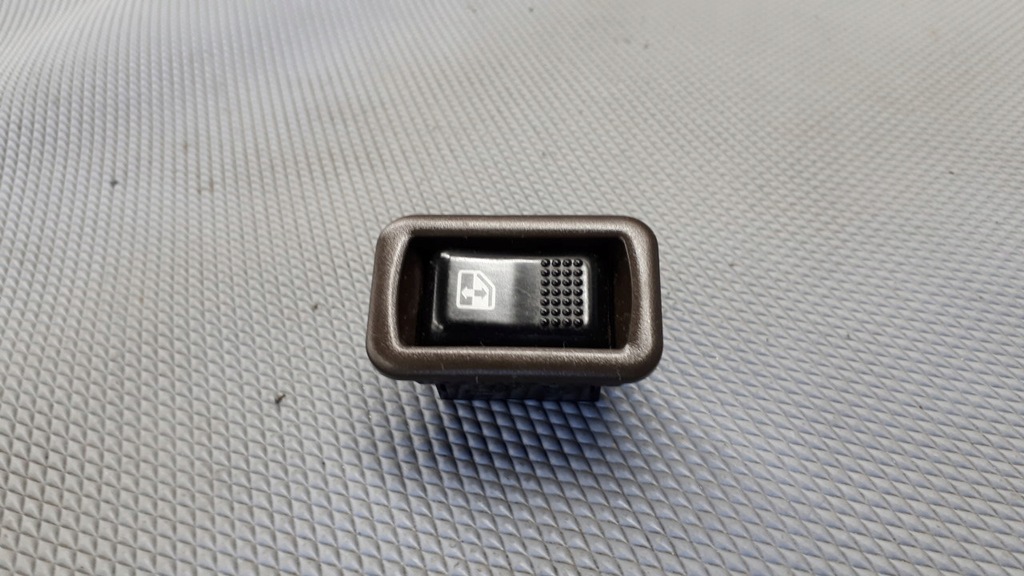 фото №1, Перемикач скло galant v e30 89r