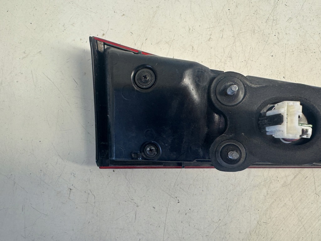 фото №10, Hyundai kona лампа правый задняя w крышка 92404j9100