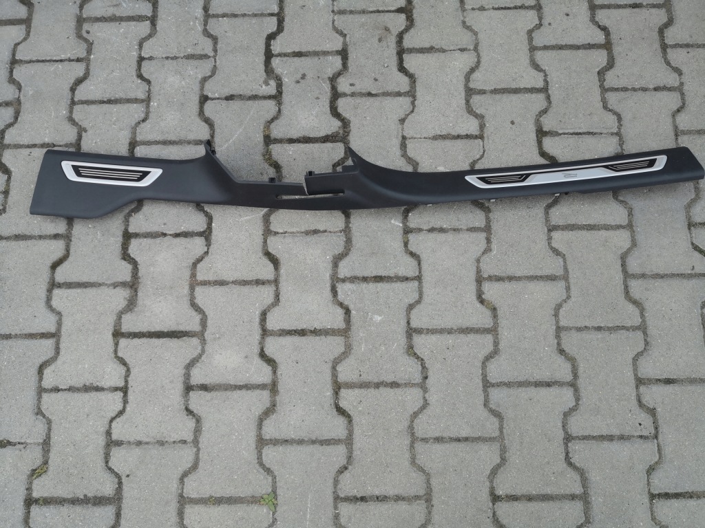 фото №1, Молдинг порог накладка touareg r-line 760853845a