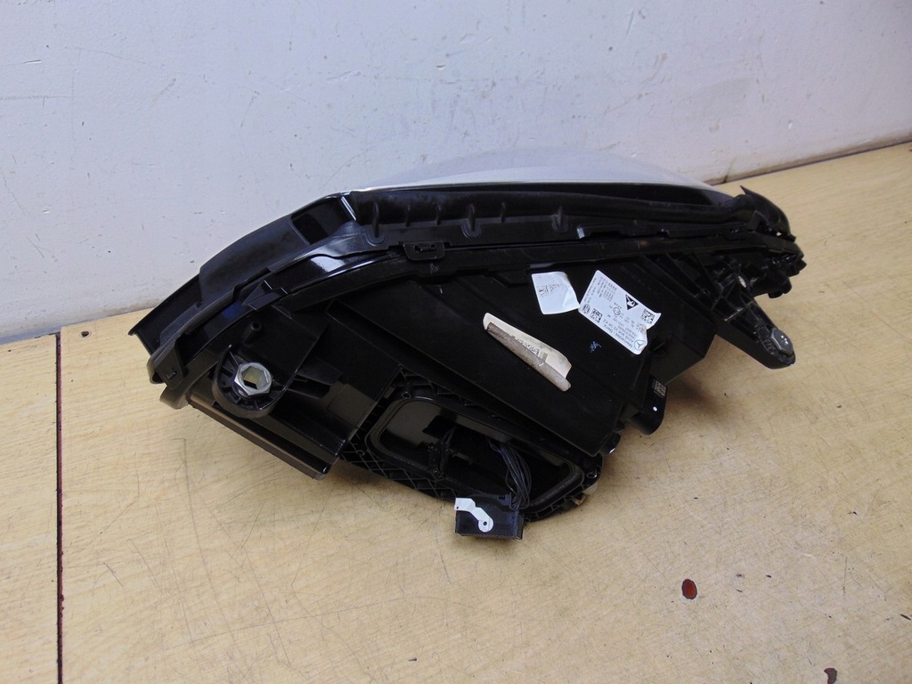 фото №10, Лампа правая перед mercedes w205 lift a2059062206 europa