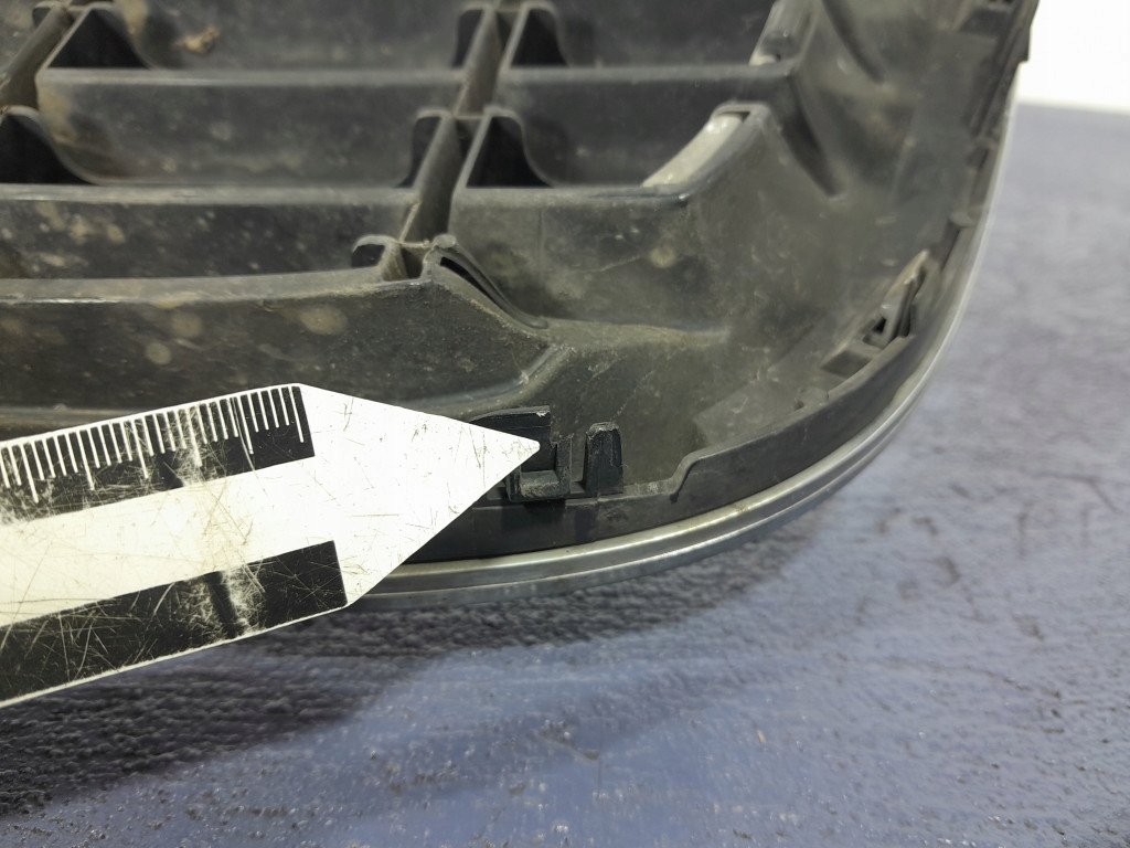 фото №7, Volvo v50 lift s40 ii решітка радіатора решітка радіатора захист радіатора 30744915