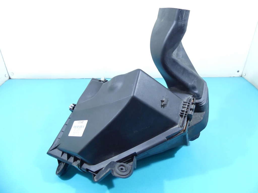 фото №1, Корпус фильтра воздуха bmw e87 7797460 2.0d