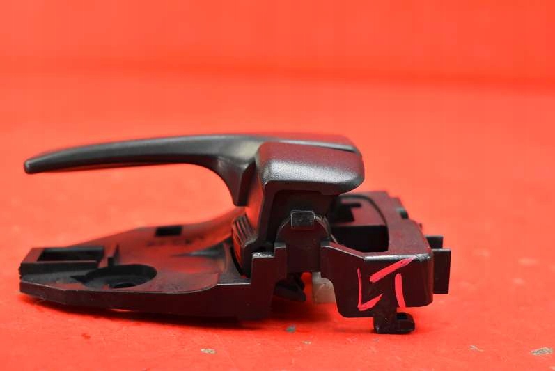 фото №5, Ручка внутренняя левая задняя mitsubishi lancer 7 vii sedan 00-08