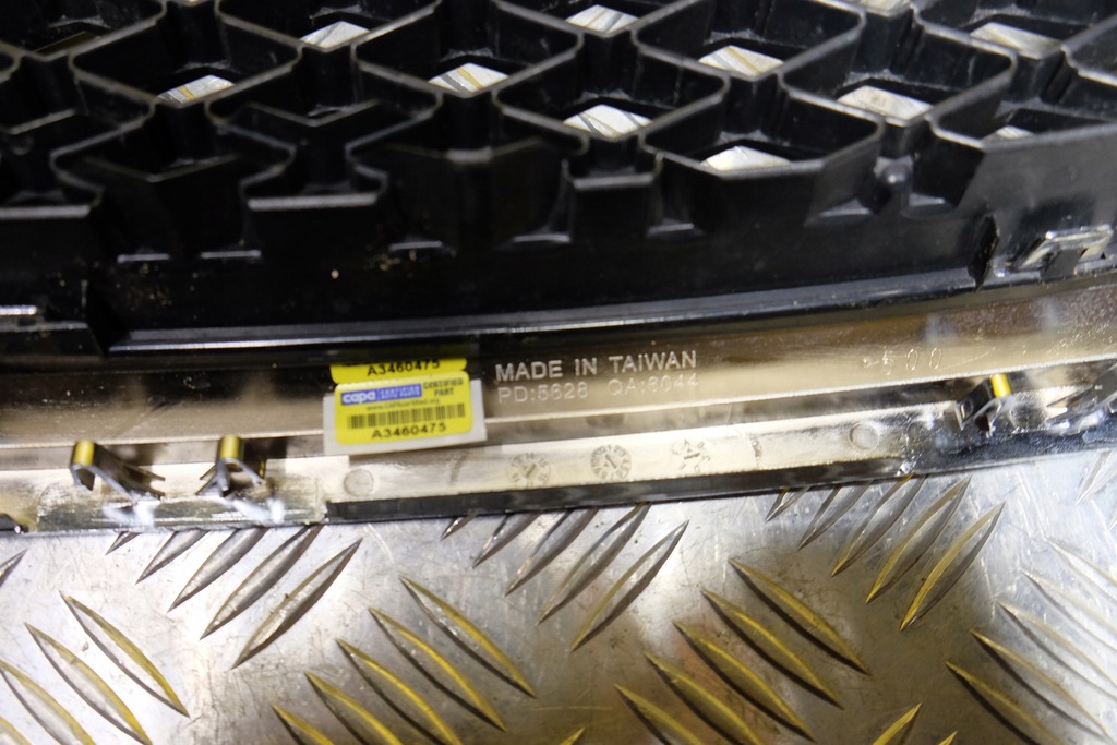 фото №11, Subaru xv 2011-2015 решётка радиатора решётка радиатора перед хром