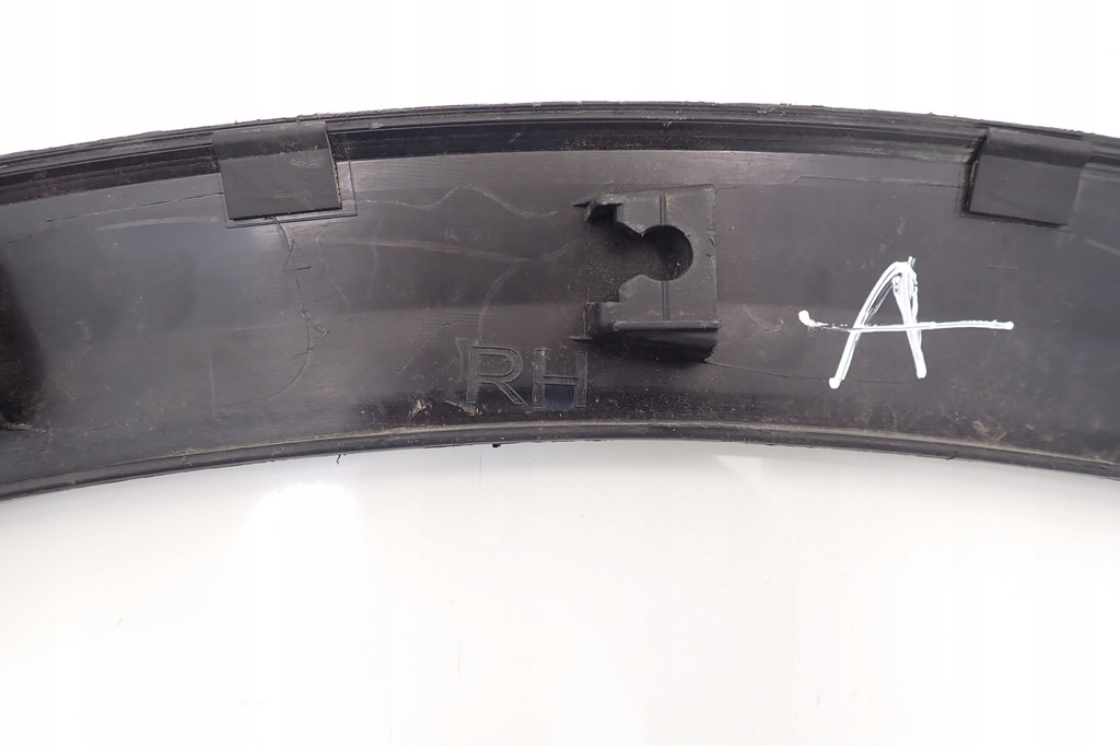 фото №9, Mazda cx5 ii молдинг крыло правый перед 17-