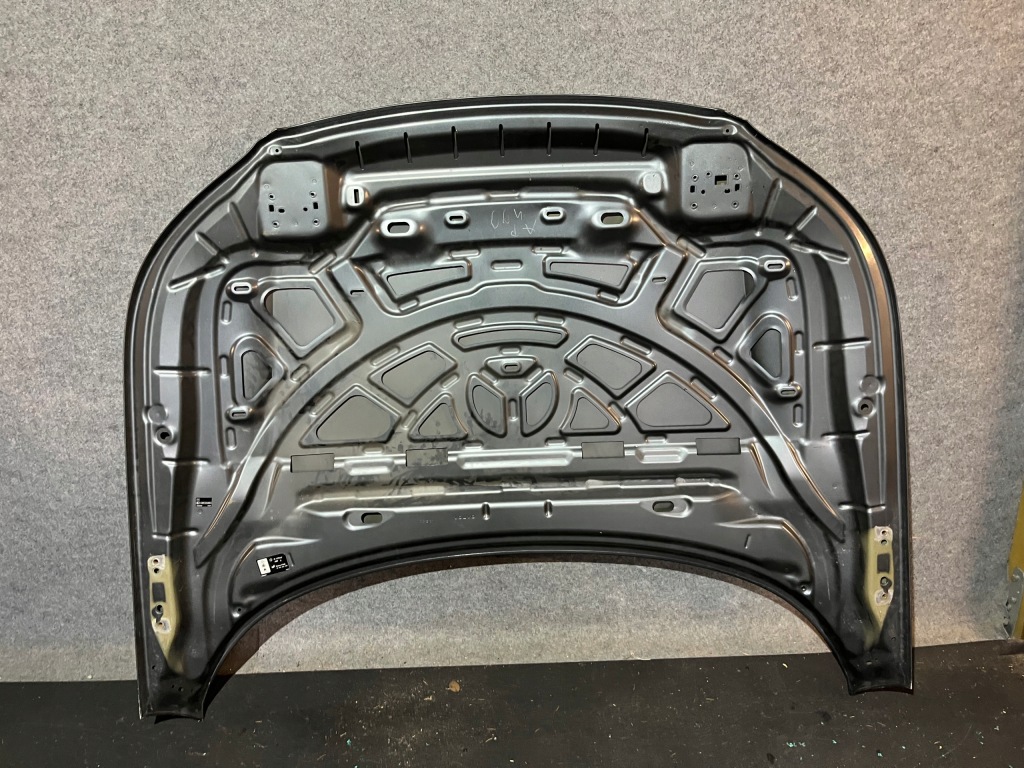 Volvo xc 40 капот Недорого