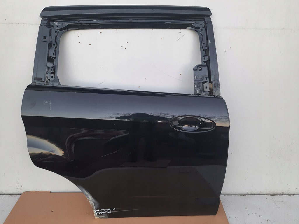 фото №1, Ford grand c-max mk2 дверь задние правое задняя