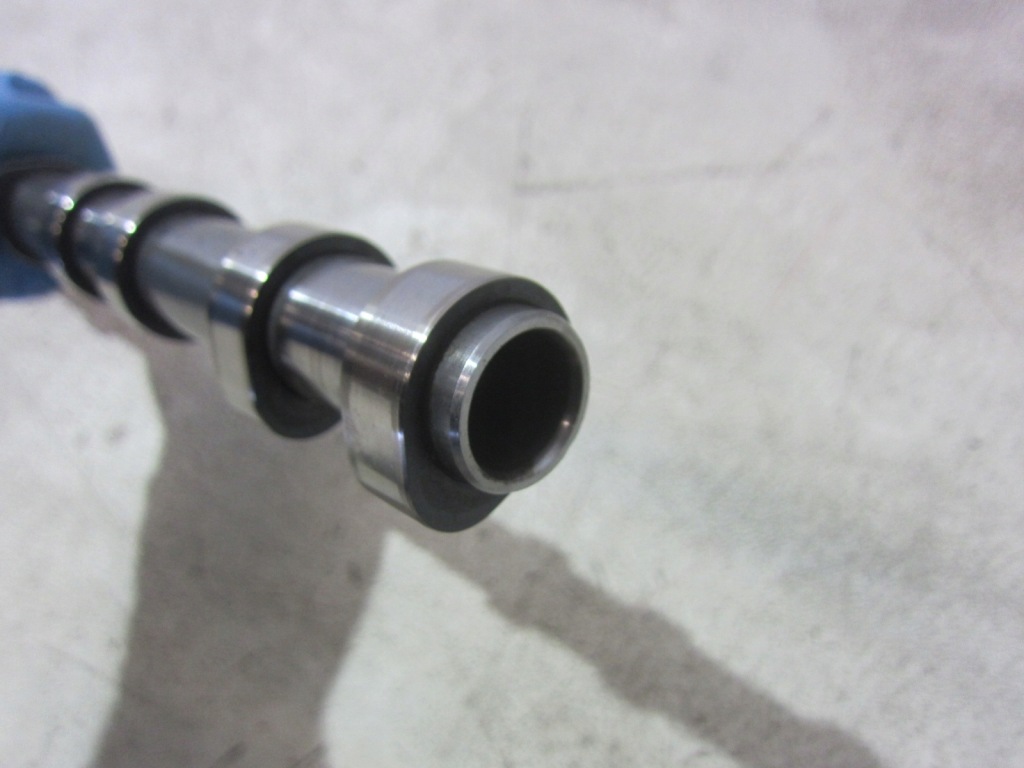 Купити Bmw 5 e60 e83 e90 520d m47 вал розподільного валу впускний  11317790595 7790595