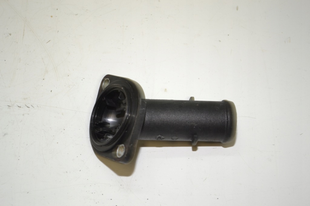 фото №1, Корпус термостата skoda fabia ii 1.4 tdi 045121121a