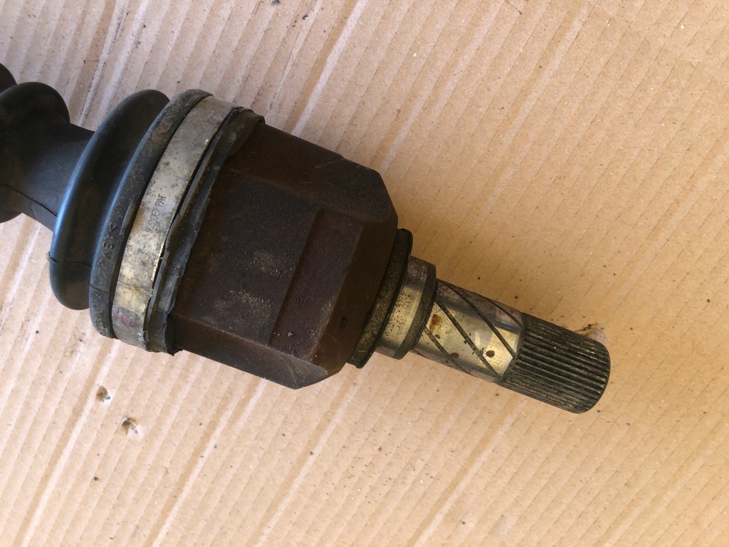 фото №3, Приводной вал левая короткий renault megane ii 2005-2009 8200383707