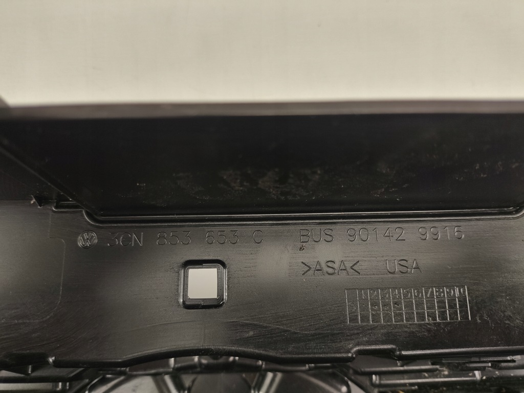 фото №4, Решётка радиатора радиатора vw atlas 3cn 24-