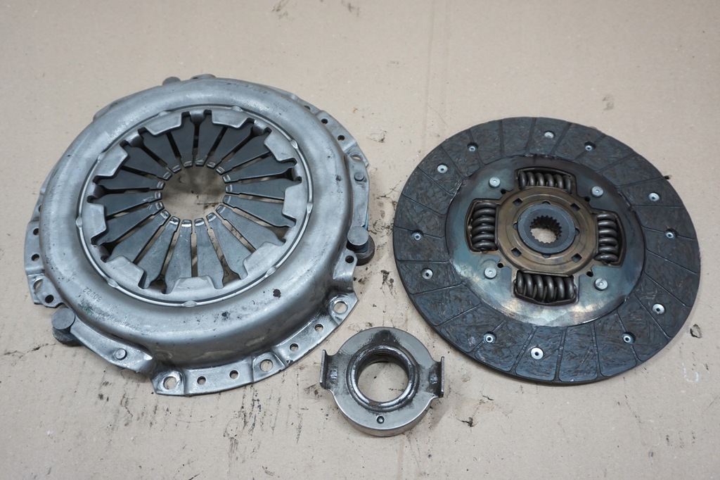 фото №10, Suzuki vitara зчеплення диск + притиск + підшипник 1,6 16v 95r