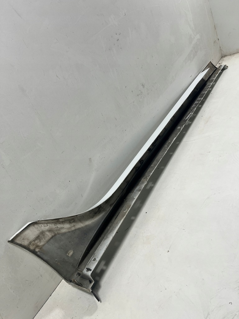 фото №10, Jaguar xe x760 r-sport молдинг накладка порог порог левая