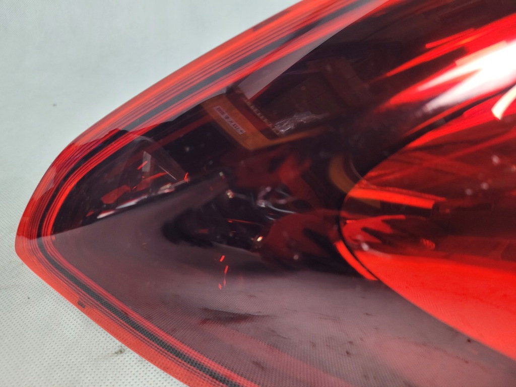 фото №9, Opel corsa e 14- лампа задня задня rh/lh