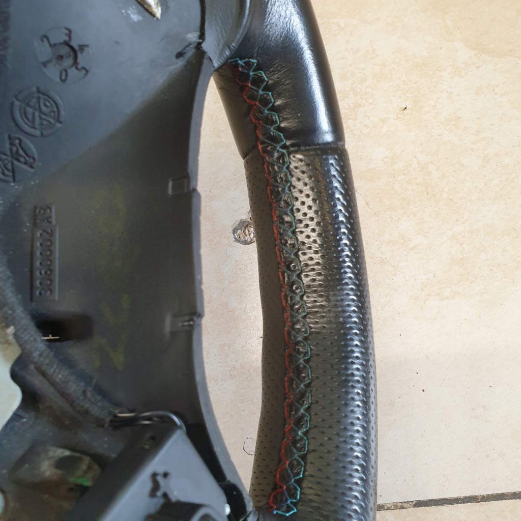 фото №16, Воздуховод кожа лепестки переключения bmw 1 e87 3 e90 lift m