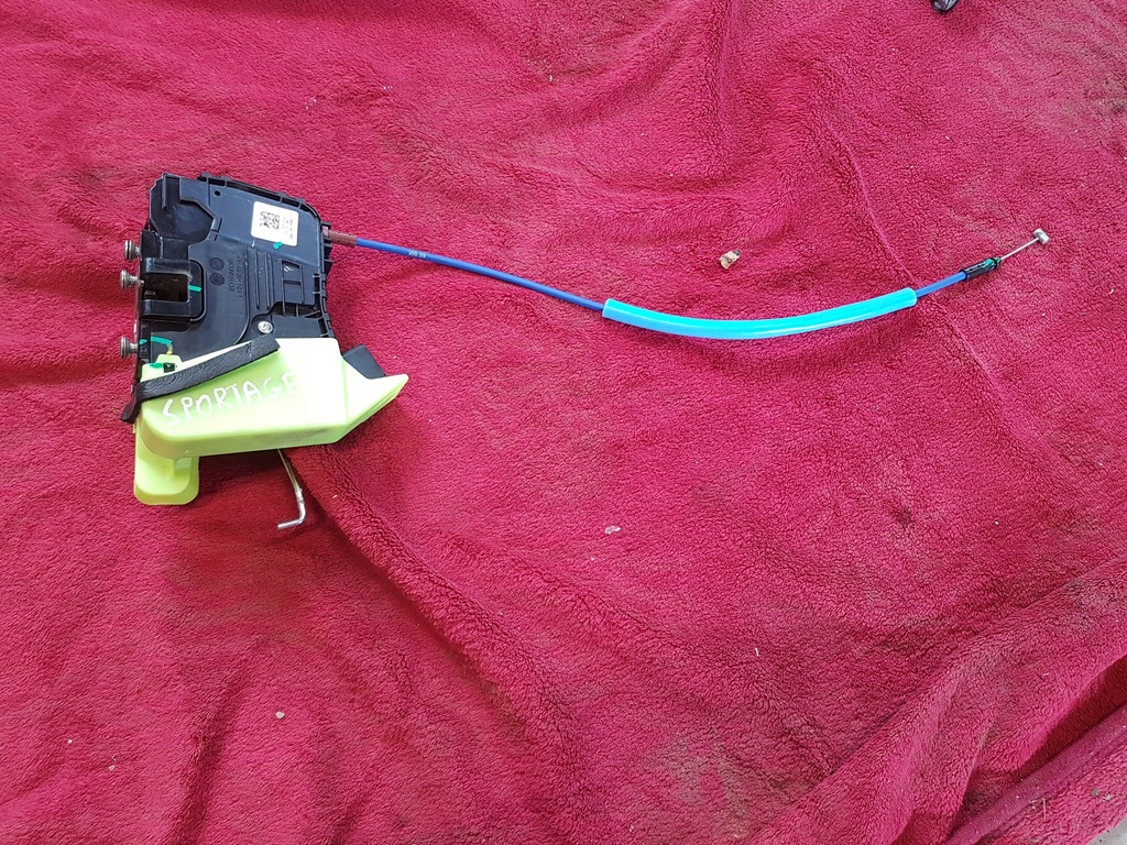 фото №1, Замок дверь правый перед 81320-r2000 europa - kia sportage v 5 21-