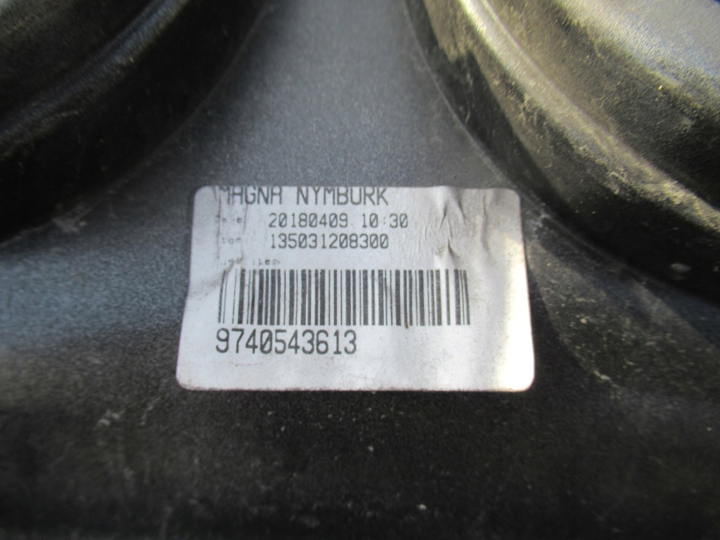 Bmw x1 f48 бампер перед 6 x pdc 7354815 Недорого