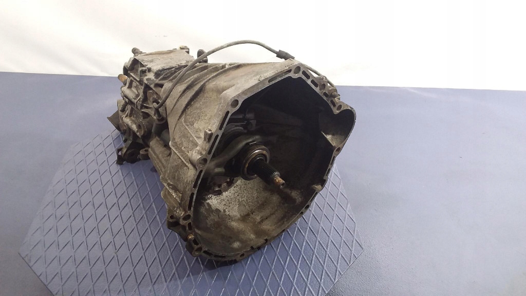 Mercedes w124 2.5d коробка передач передач механическая 1242600701 7174110 Недорого