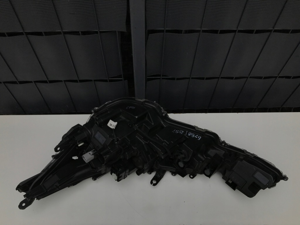 фото №7, Toyota corolla e21 права лампа перед full led 18-