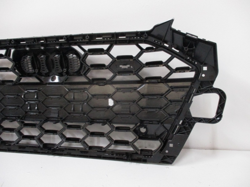 фото №8, Решётка радиатора решётка радиатора audi s4 a4 8w lift 8w0853651dk dm