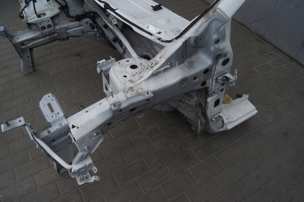 фото №4, Чверть права ліва перед clio iv