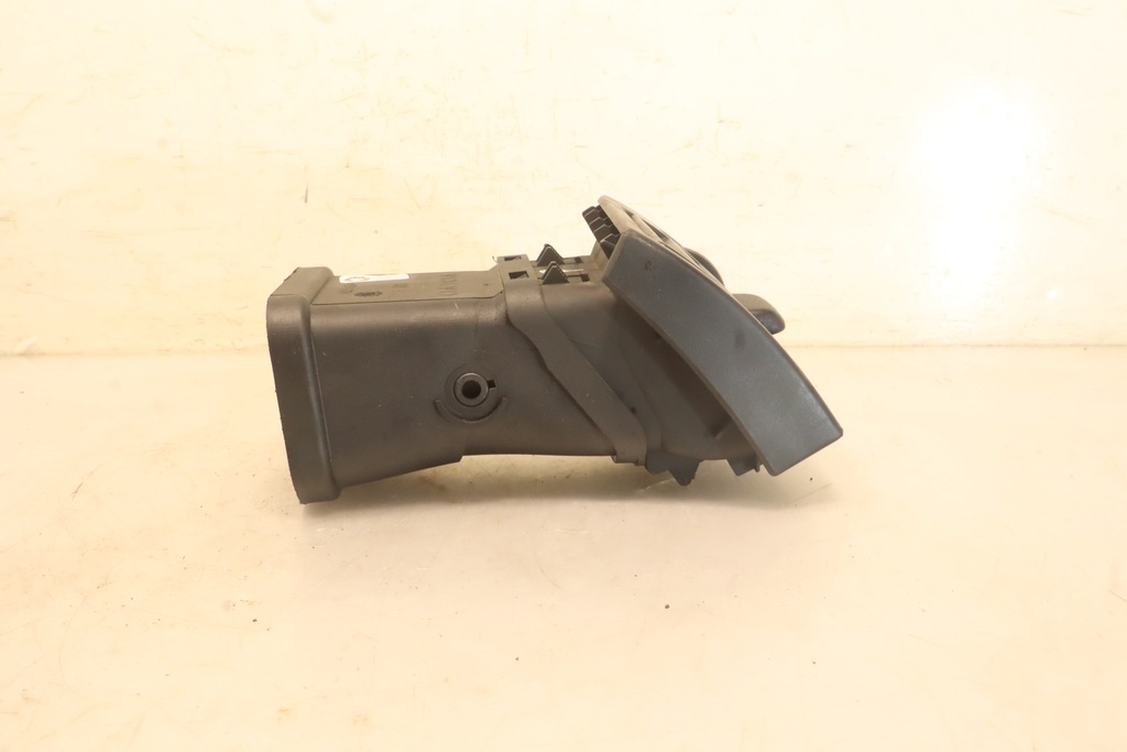 фото №4, Решётка обдув правая volvo s40 ii