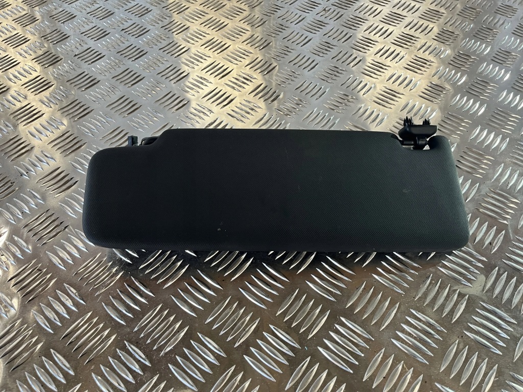 фото №1, Защита солнцезащитная козырёк правый audi a3 8y 20-