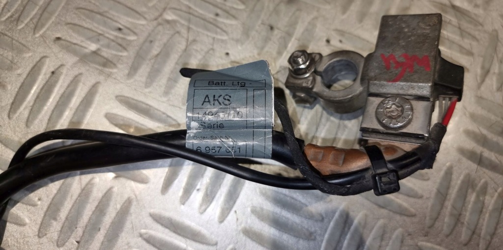 Bmw 5 e60 e61 03-06r клемма минус шланг ibs минусовая аккумулятор 6957651 Киев