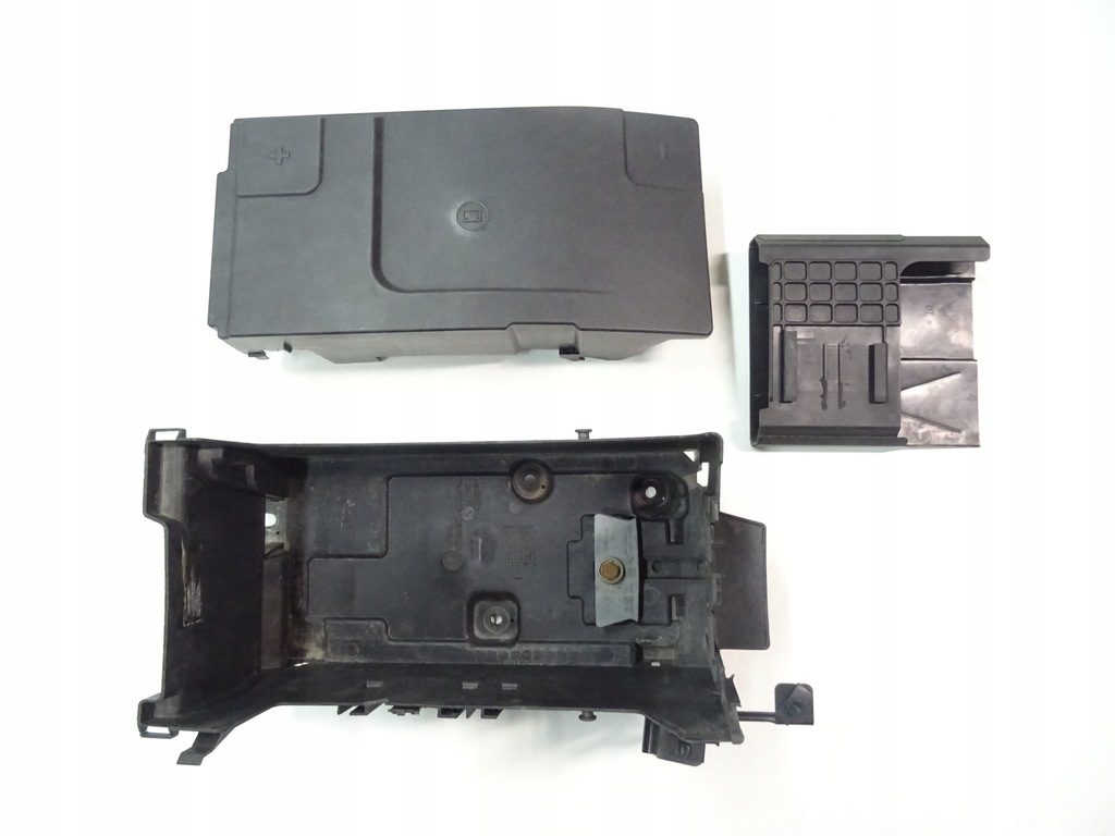 фото №1, Opel insignia a основа корпус акумулятор комплект