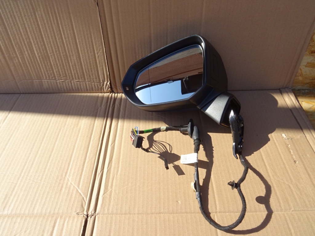 Купить Audi q3 2 83a зеркало левая 2+10