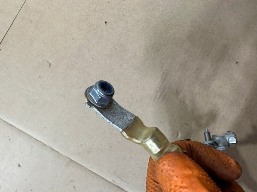 Клемма аккумулятор, модуль, предохранитель mercedes e klasa w213 g европа с Разборки