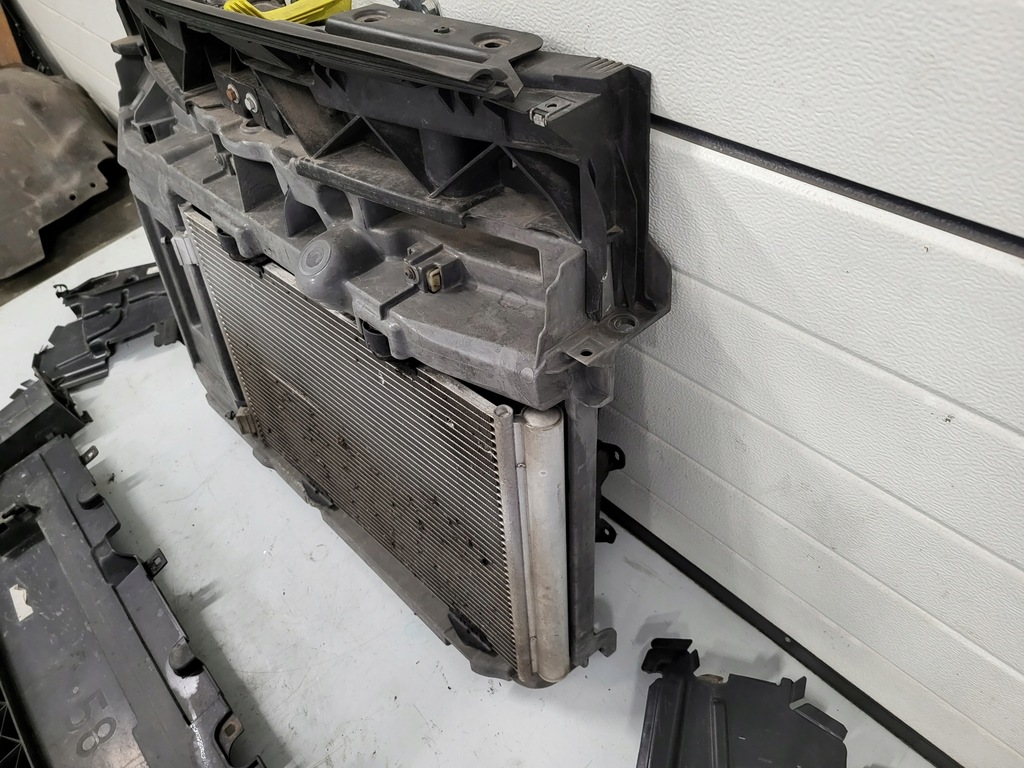 фото №10, Citroen c3 picasso 11r 1.4 pas передній радіатор