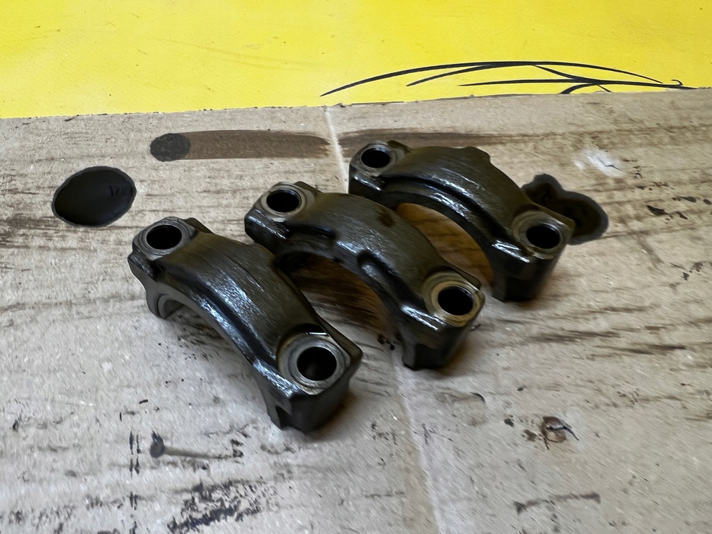 фото №1, Комплект крепления вала распределительного вала renault 0.9 tce h4bb408