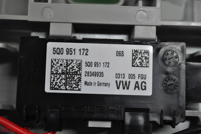 фото №10, Лампа освітлення кабіни vw golf 7 5g0867591b