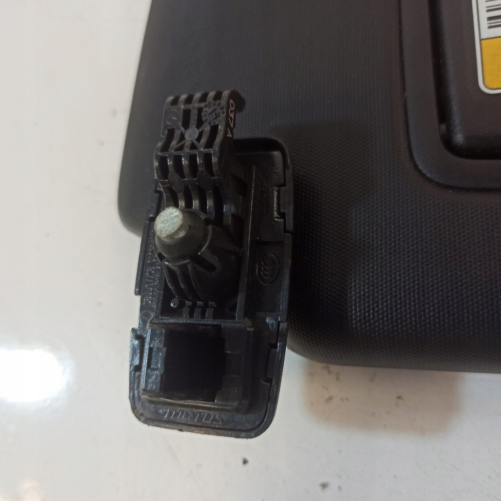 Mercedes-benz a w177 a35 правий захист сонцезахисна a0078173620 в Україні