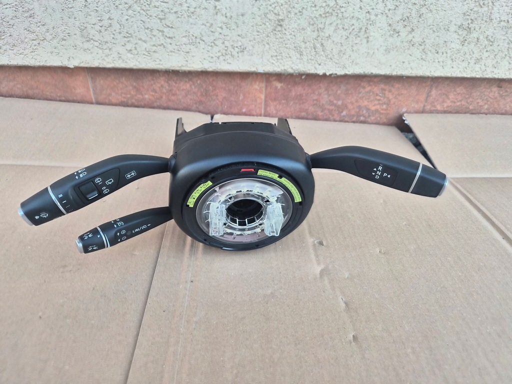 фото №1, Стрічка перемикач комбінований mercedes v klasa w246 оригінал