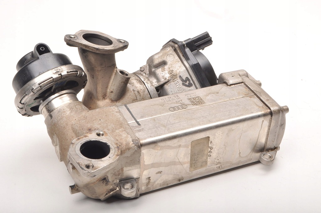 фото №7, Bentley bentayga audi q7 4m 4.0 tdi радіатор вихлопних газів 057131511j