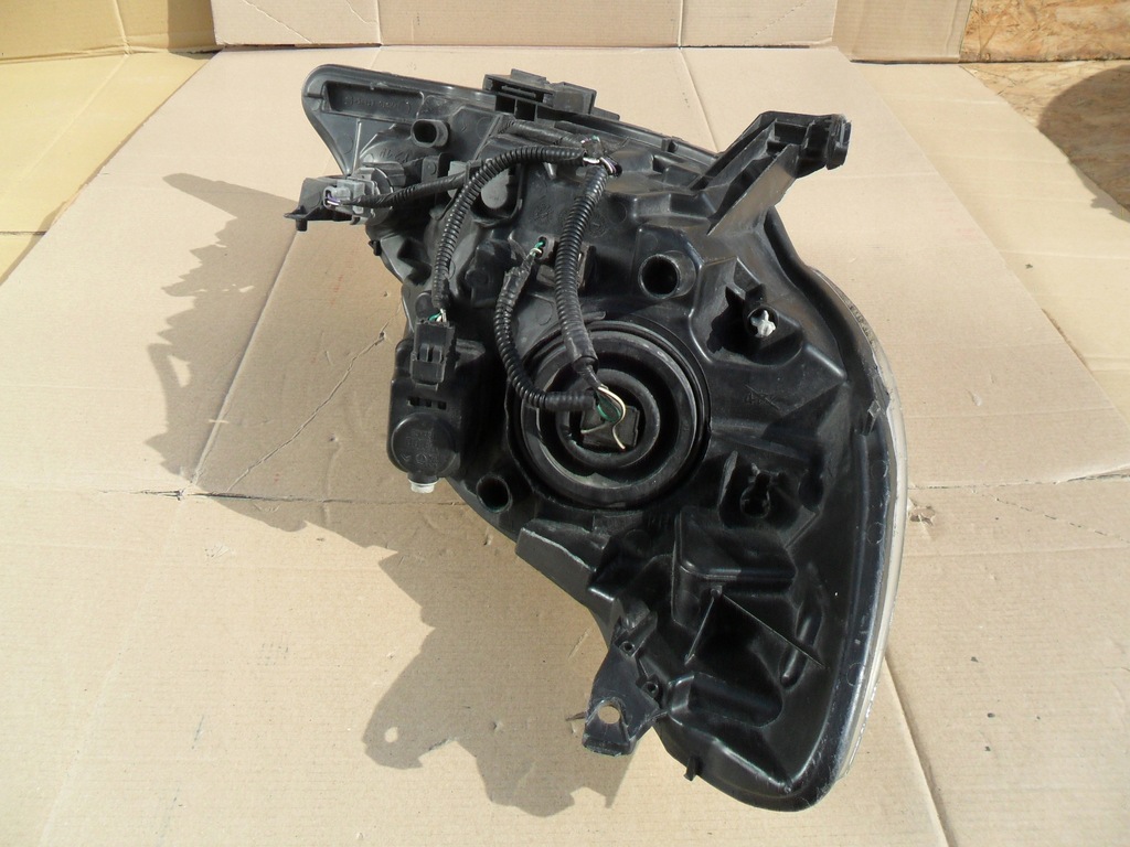 фото №13, Peugeot 107 81150-0h030 лампа передняя правая