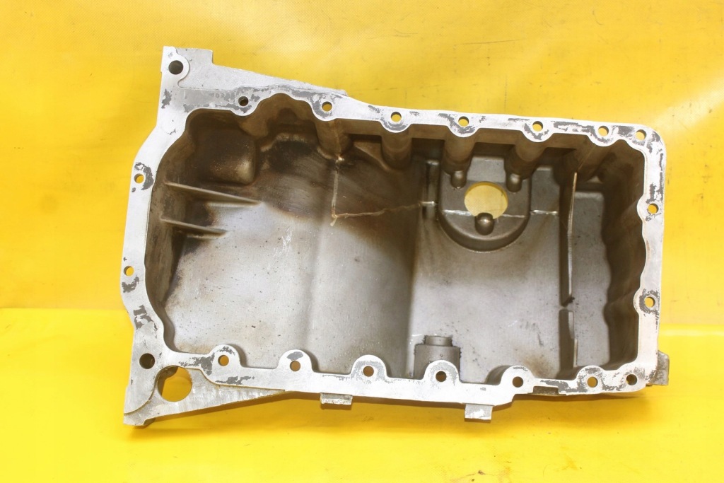 Поддон масляная audi a4 b6 b7 a6 c6 2.0 passat b5 fsi awa 06b103603 a h с Разборки