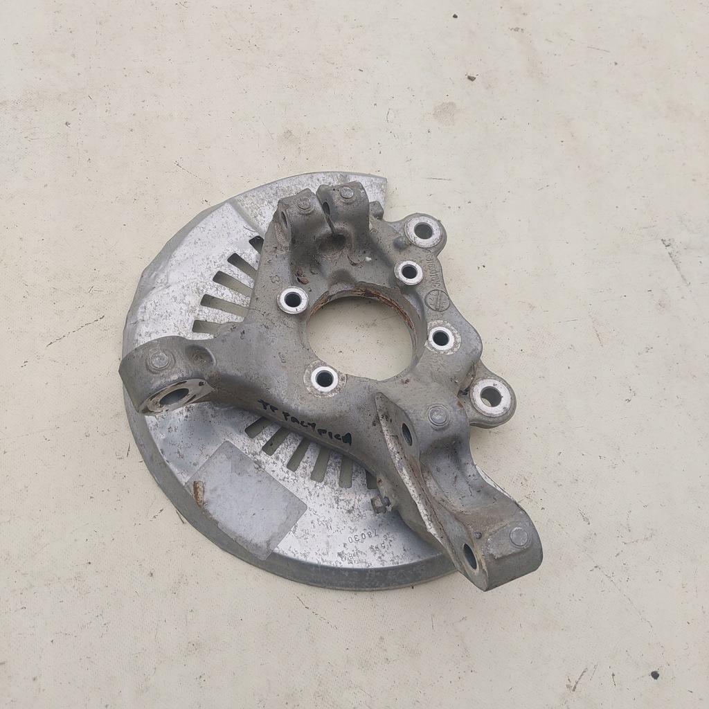 фото №1, Поворотный кулак передняя правая chrysler pacifica s 2 ii