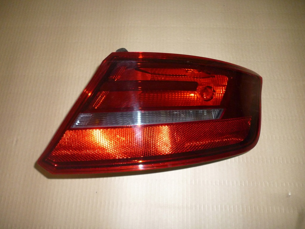 фото №1, Audi a3 8v лампа задня задня rh/lh