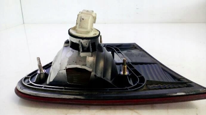 фото №7, Лампа правая крышка багажника seat cordoba i fl 2000r.