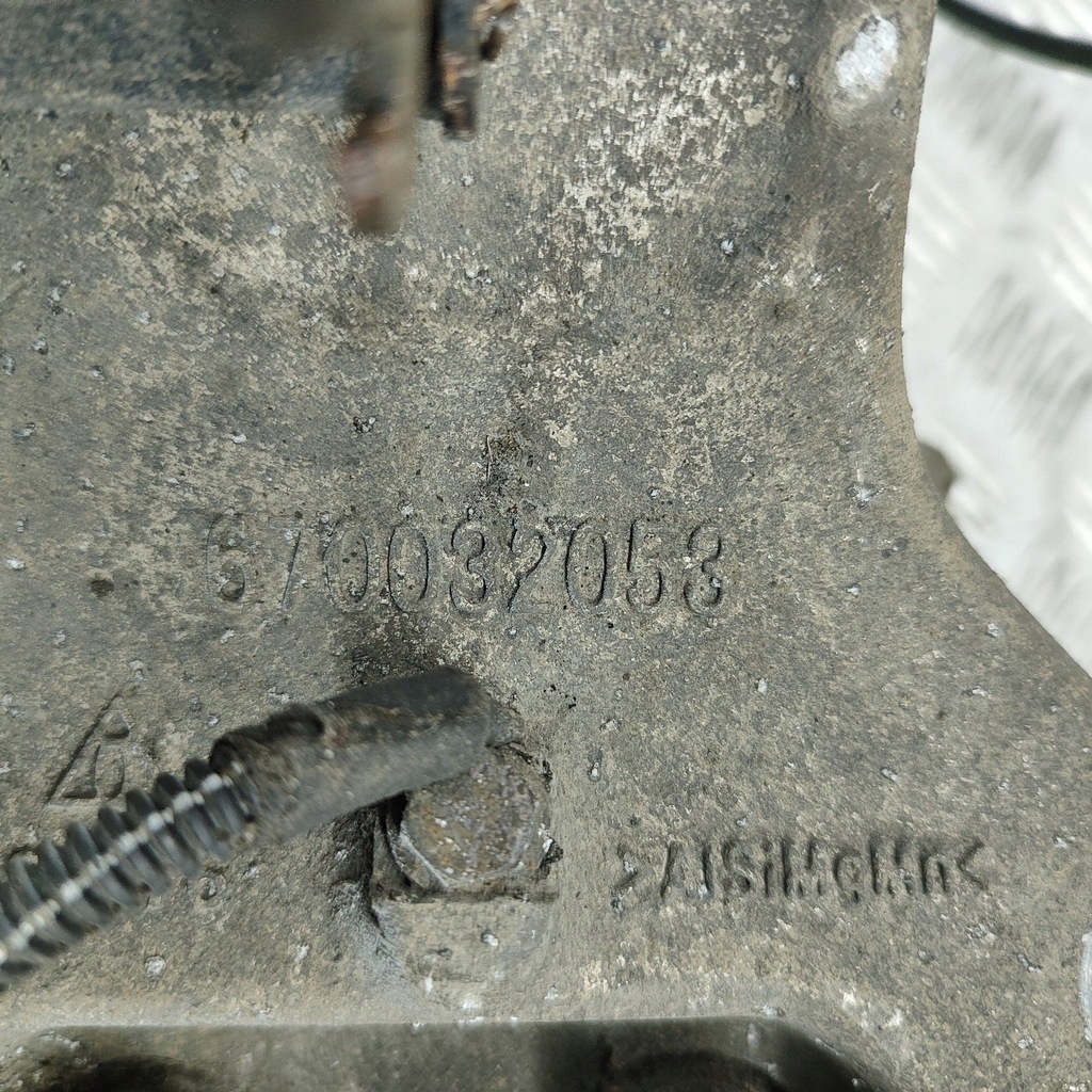 фото №6, Maserati levante 2016 левая сторона ступица колеса передний