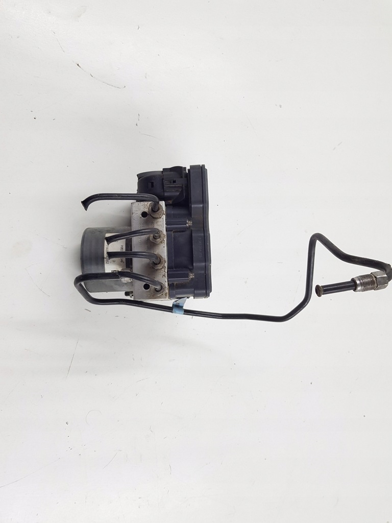 фото №1, Chrysler 200 2.4b 2015-- насос abs