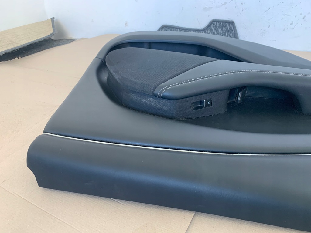 фото №7, Ford mustang mach-e rwd 21r обшивка обивка дверь левый задняя левая задняя