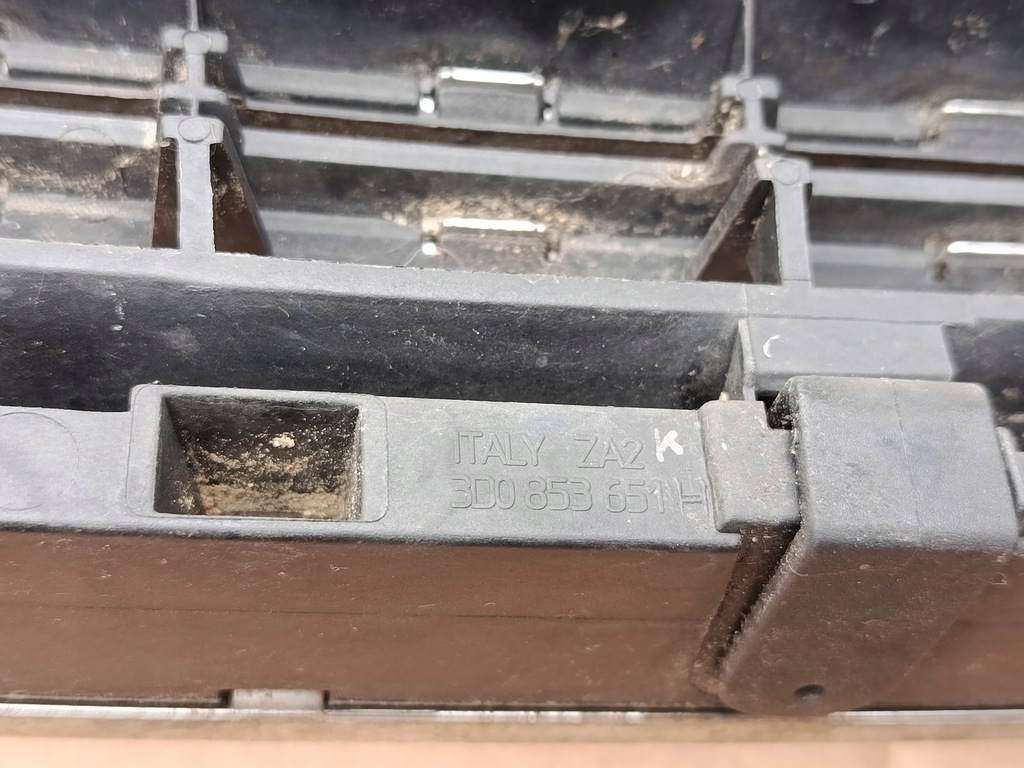 фото №12, Решётка радиатора решётка радиатора бампера перед pod радар vw phaeton 3d0853651h 3c0853601a