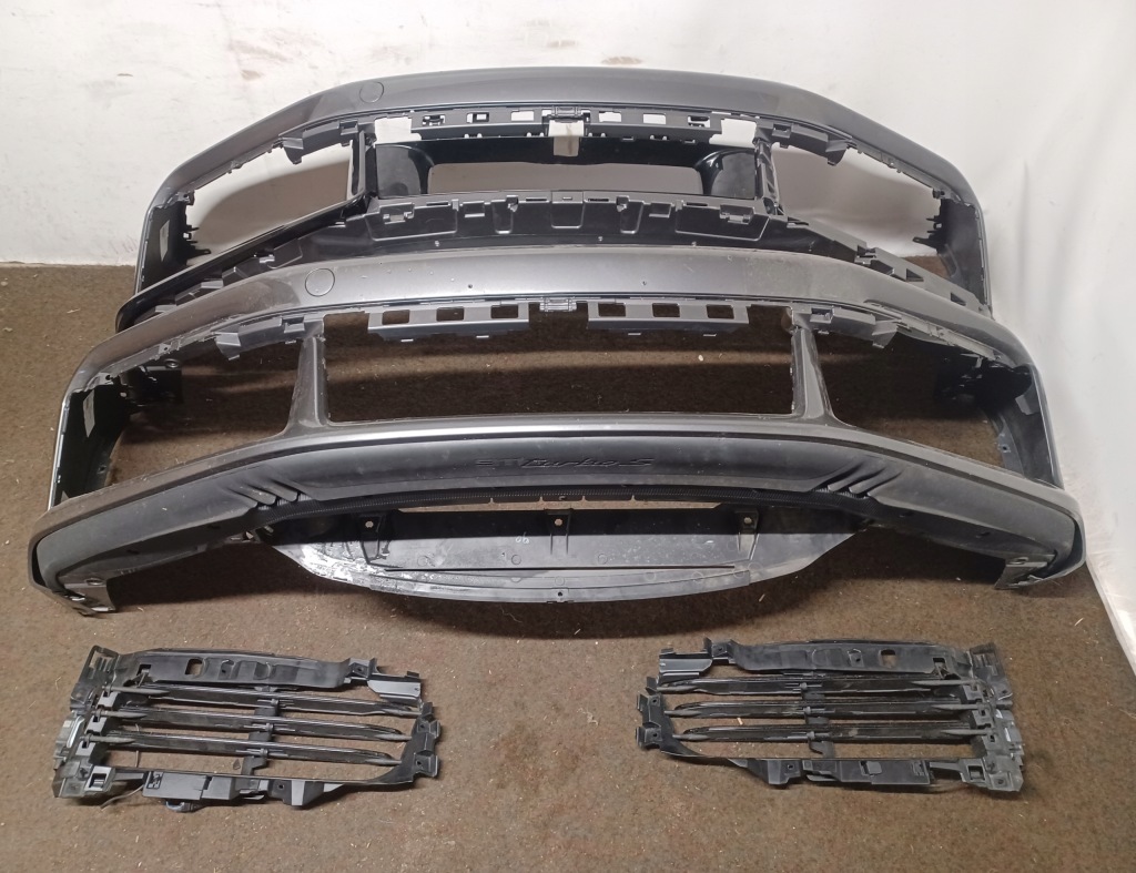 Купити Бампер porsche 992 turbo s