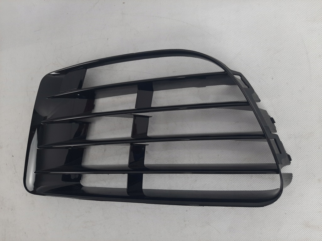 фото №10, Vw golf vi 6 r20 решітка радіатора бампера решітка ліва+ права