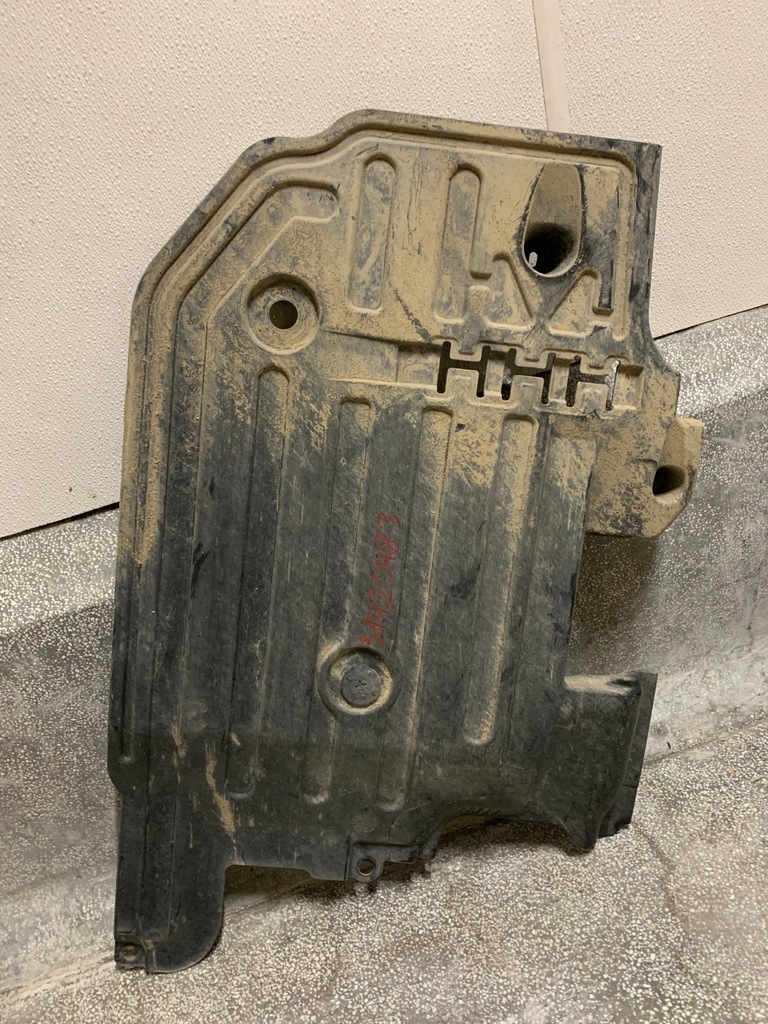 фото №1, Volvo xc60 ii защита подвеска плита правая 31420483