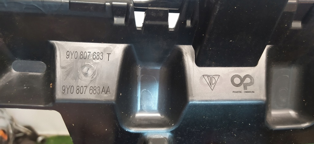 фото №5, Решітка середня бампера перед porsche cayenne 9y0